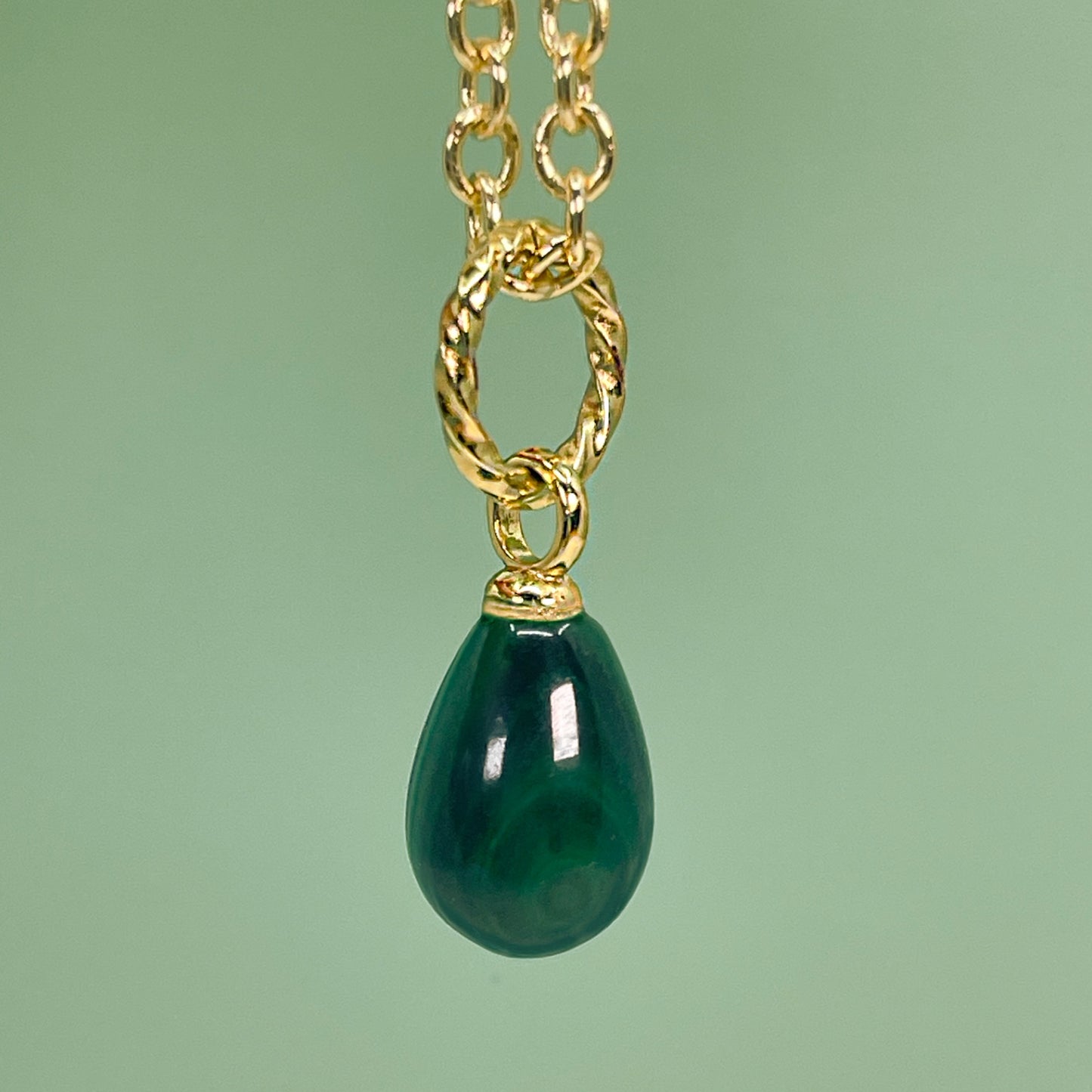 BRITT gold and malachite teardrop pendant charm on cable chain