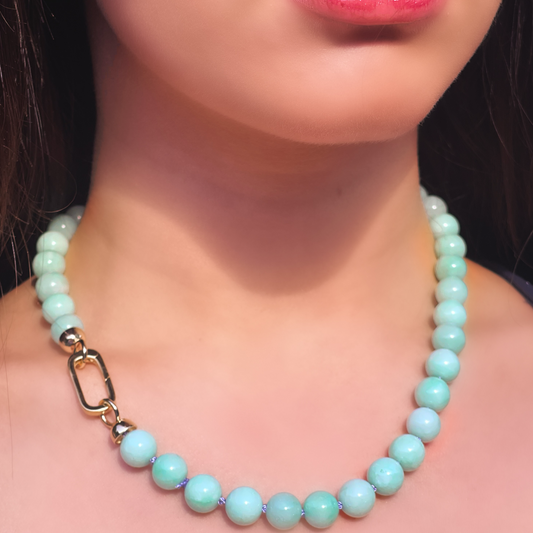 BIRDIE mint green chalcedony gemstone bead necklace