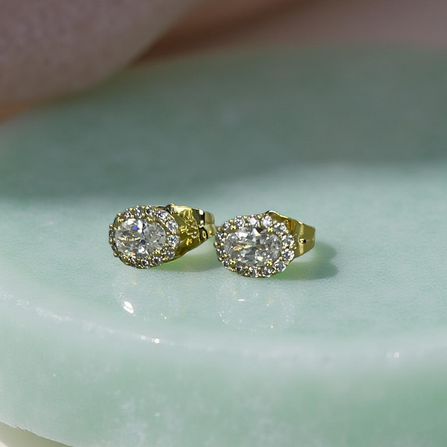 CYD Gold and cz oval stud earring