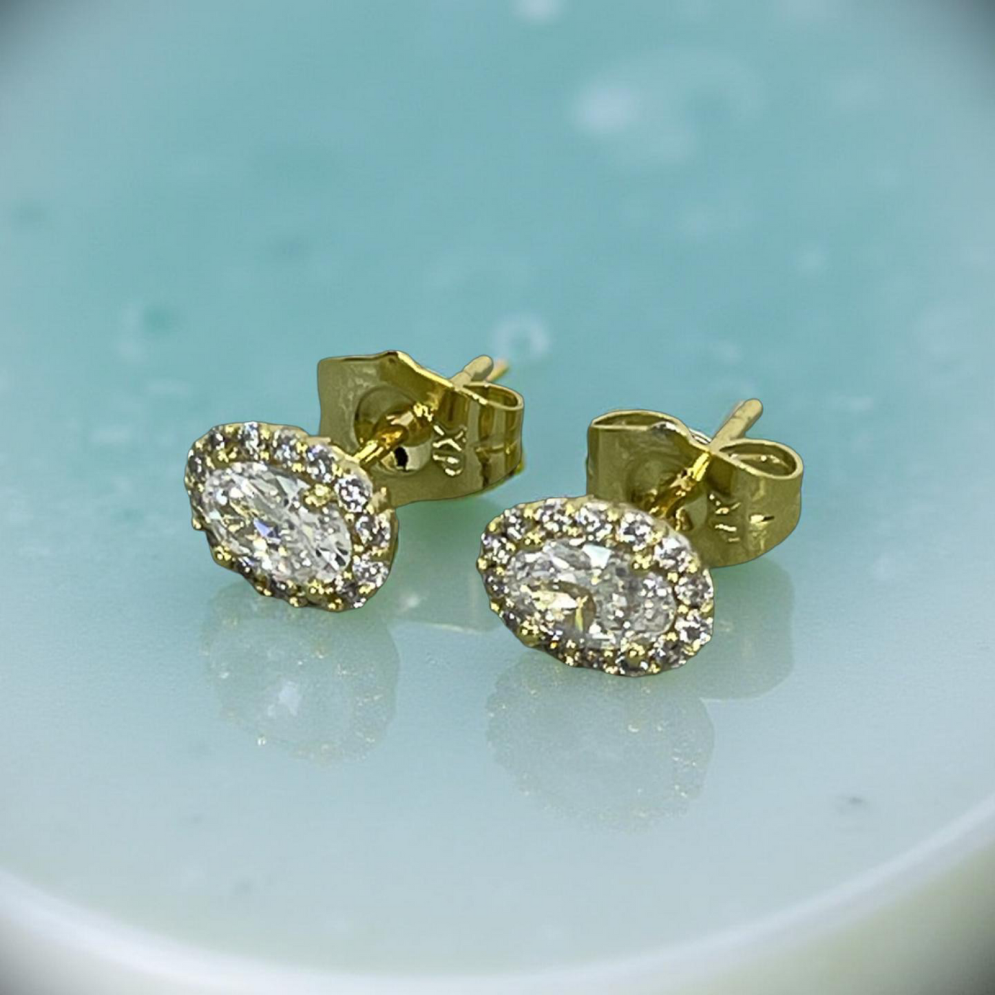 CYD Gold and cz oval stud earring