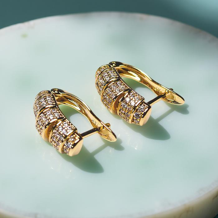 DEBO English lock gold and cubic zirconia earrings