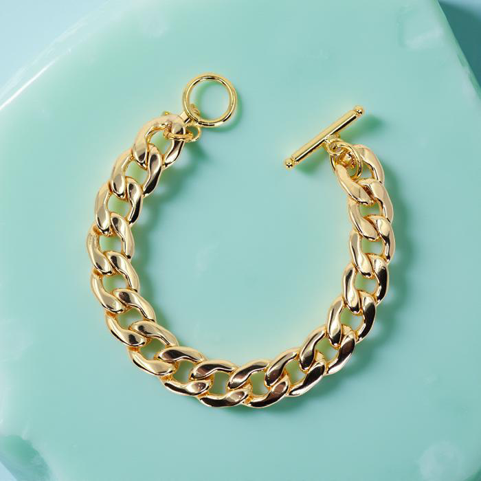 GENEVA flat curb link gold chunky bracelet