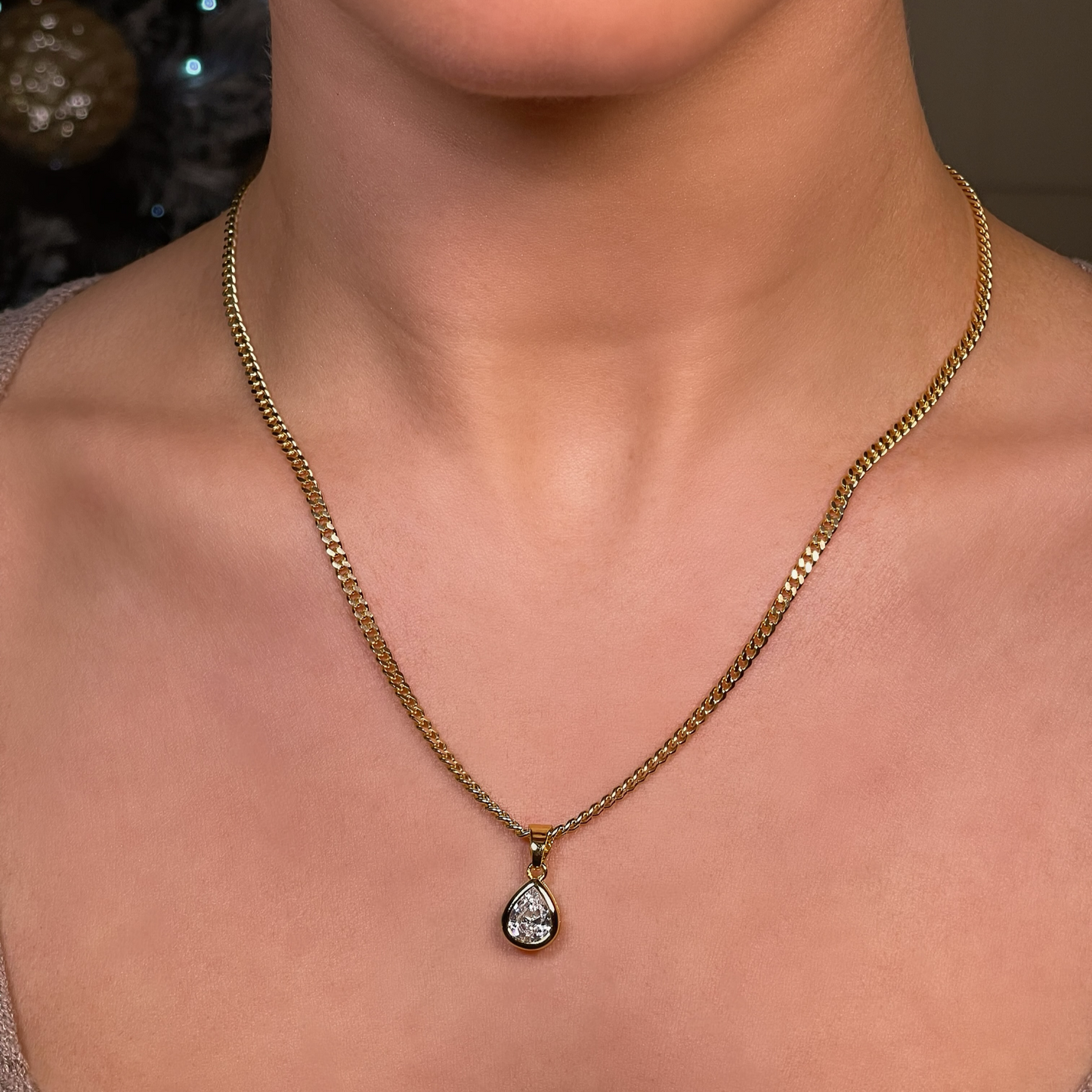 JOY teardrop cz pendant
