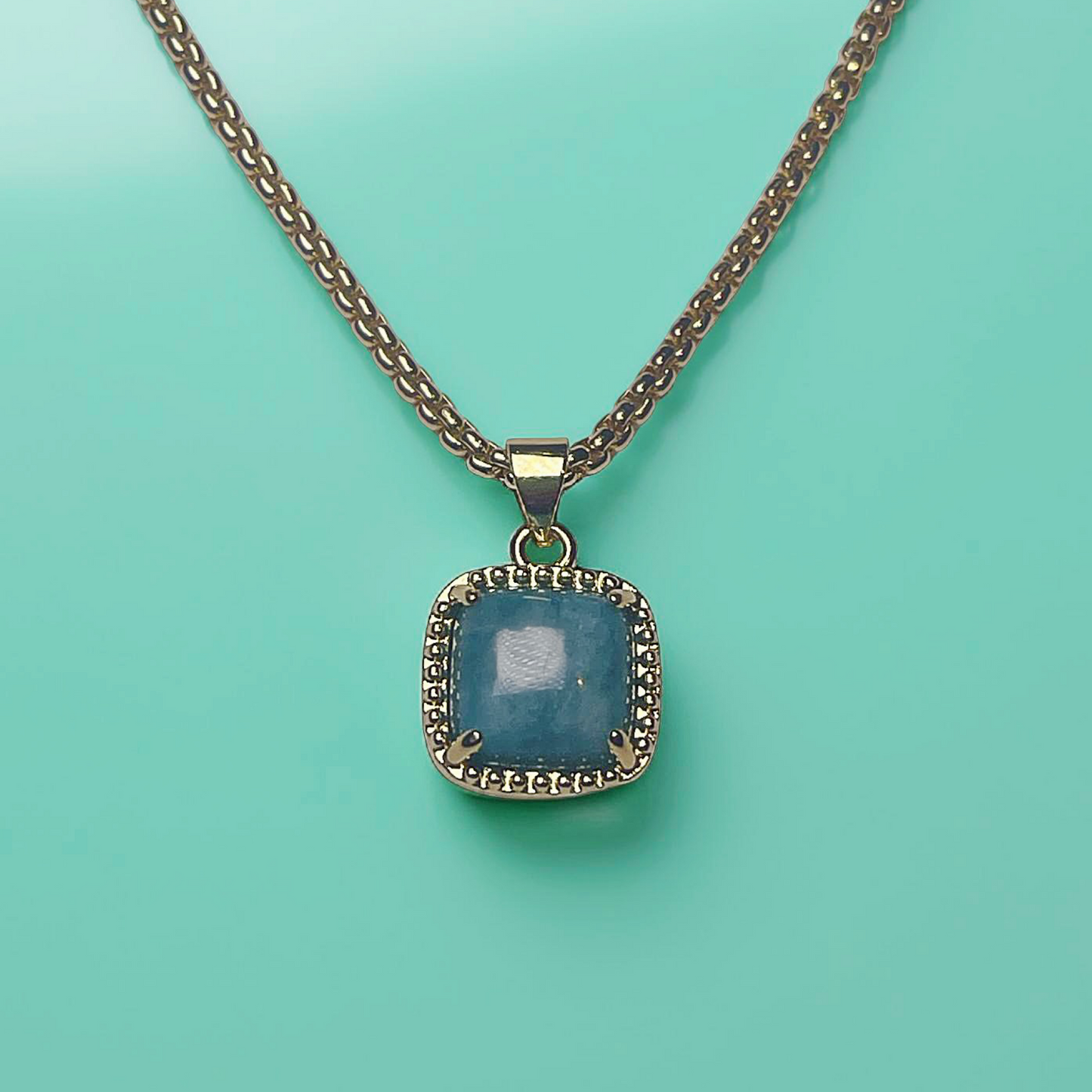 LAYLA gemstone and gold pendant