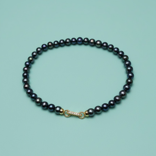 NERA silver-grey freshwater pearl necklace with gold & cz clasp