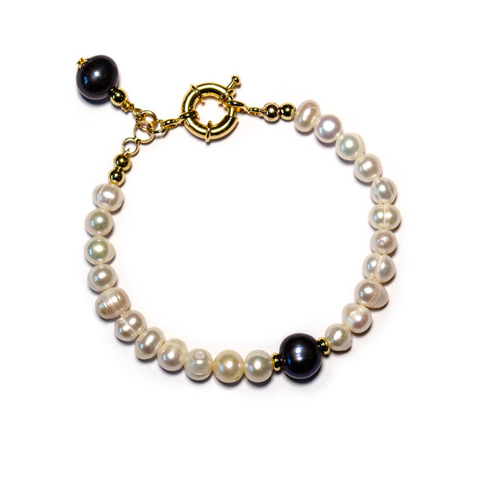 ROMA: Freshwater pearl bracelet uk