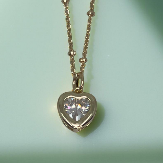 SOFIA gold heart bezel pendant